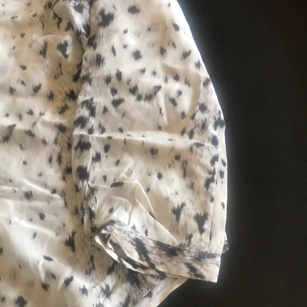 Print Blouse - Picture 3 of 4